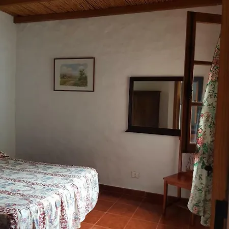 Beautiful Rustic Bungalow In Frontera Valley בית נופש Tigaday
