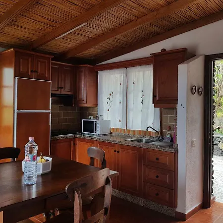 Beautiful Rustic Bungalow In Frontera Valley Hébergement de vacances Tigaday